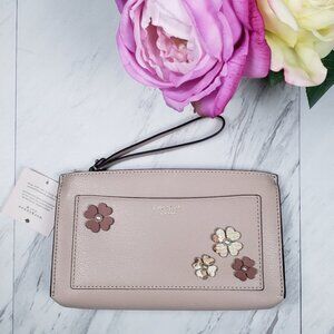 Kate Spade Flower Pearl Cutout Clutch‎  NWT